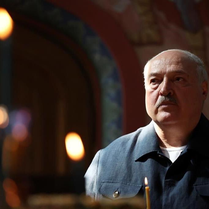 2 Belarusian journalists sentenced to prison in a closed-door trial, rights group says